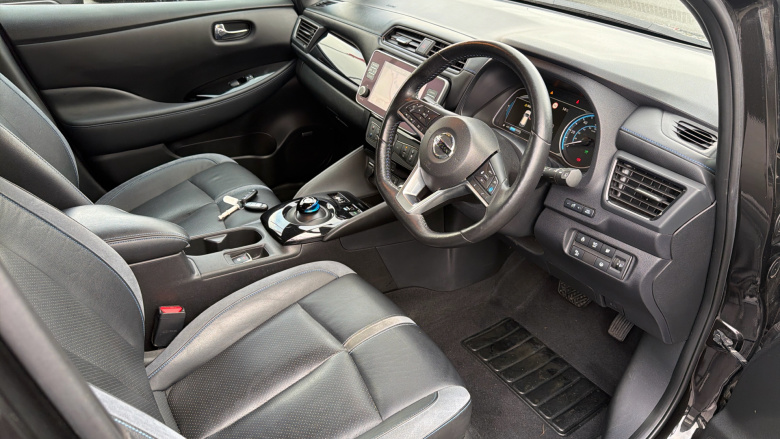 Nissan LEAF 160kW e+ Tekna 62kWh 5dr Auto Electric Hatchback